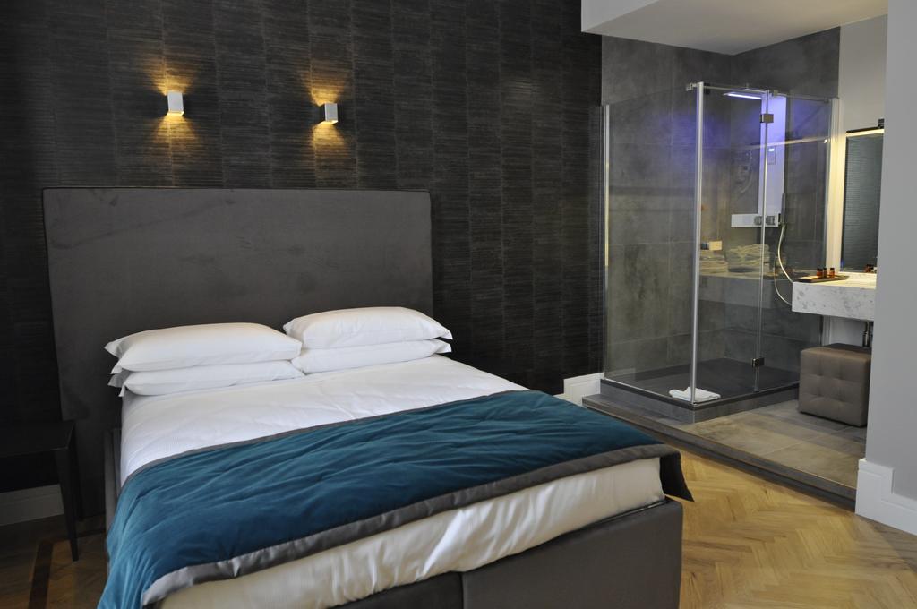 Place 24 Suites & Wellness Rome Room photo