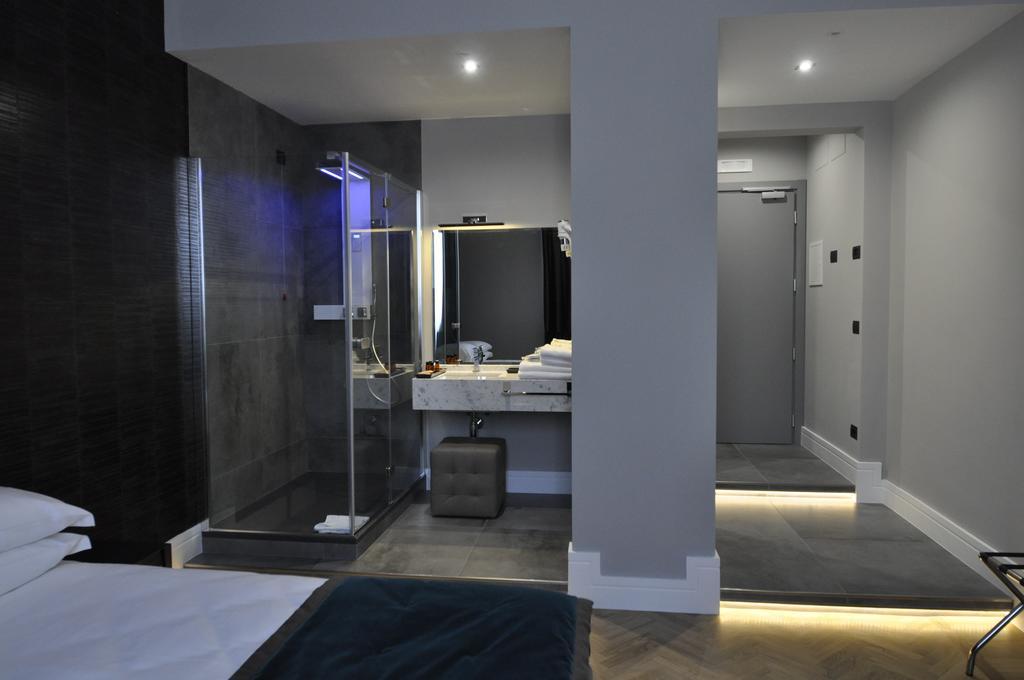 Place 24 Suites & Wellness Rome Room photo