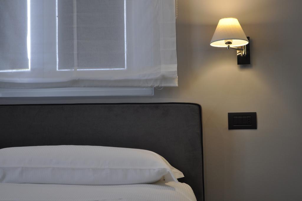 Place 24 Suites & Wellness Rome Room photo